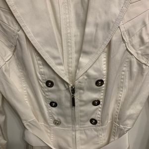 White jacket blazer style